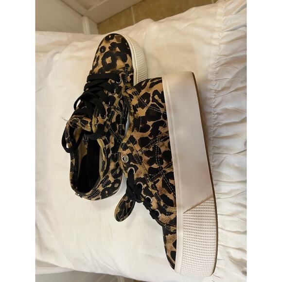 Steve Madden Leopard Platform Canvas Sneakers  Women’s Size 7M Like New (No Box) - Picture 9 of 10